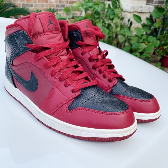 Air Jordan 1’s - Picture 3 of 8